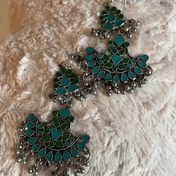 Peacock blue silver earrings - Picture 2 of 4